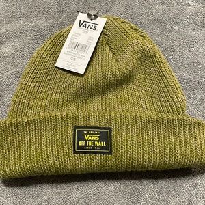 COPY - Vans Bruckner Cuffed Beanie NWT